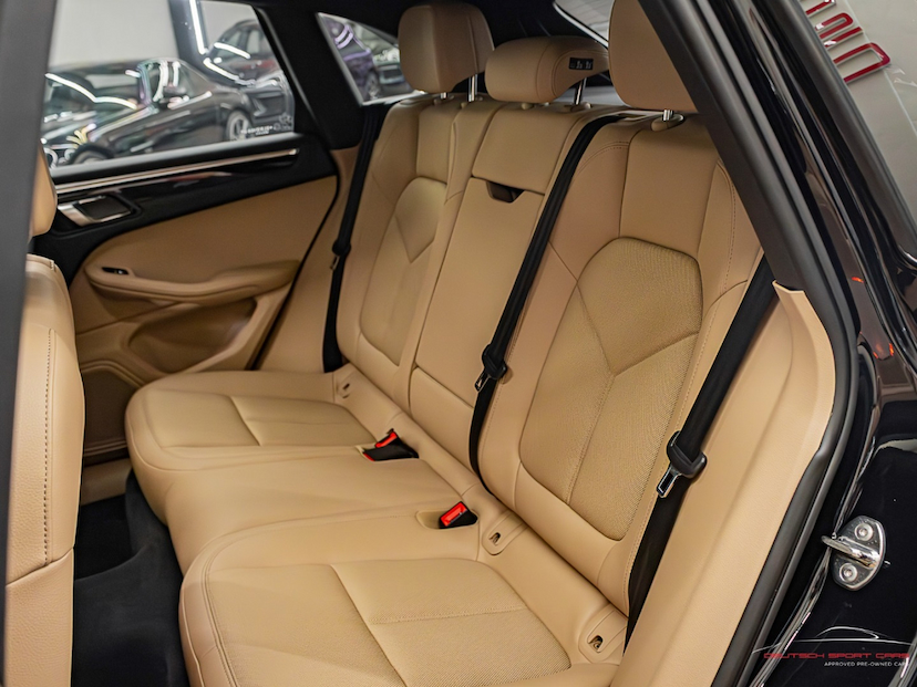 Foto do veículo PORSCHE MACAN 2.0 TURBO GASOLINA PDK 2025 6.000 KM R$ 469.000,00