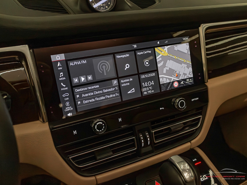 Foto do veículo PORSCHE MACAN 2.0 TURBO GASOLINA PDK 2025 6.000 KM R$ 469.000,00
