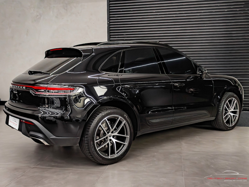 Foto do veículo PORSCHE MACAN 2.0 TURBO GASOLINA PDK 2025 6.000 KM R$ 469.000,00