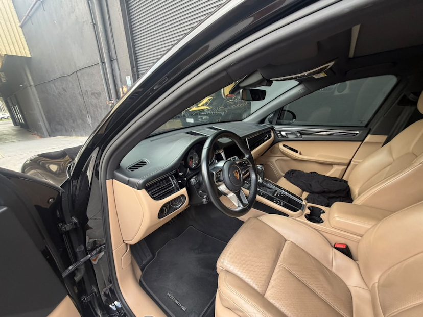 Foto do veículo PORSCHE MACAN 3.0 S 24V V6 GASOLINA 4P AUTOMÁTICO 2020 53.000 KM R$ 390.000,00