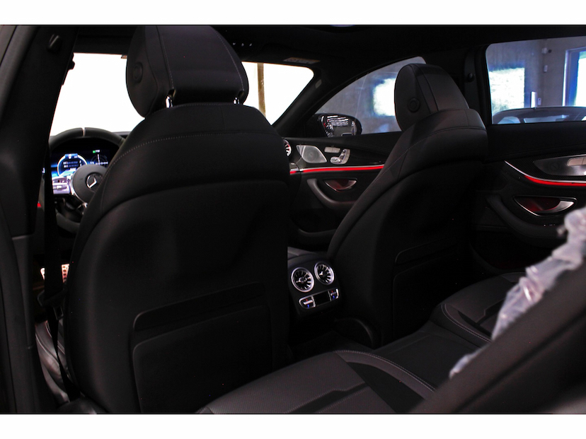 Foto do veículo MERCEDES-BENZ AMG GT 63 4.0 V8 TURBO GASOLINA S 4MATIC+ SPEEDSHIFT 2021 7.000 KM R$ 2.850.000,00