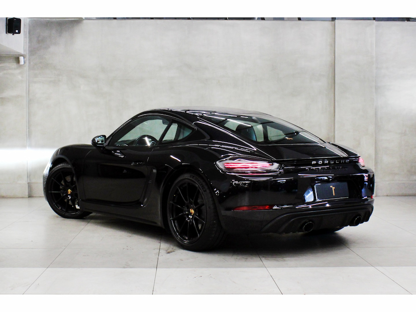 Foto do veículo PORSCHE 718 4.0 H6 GASOLINA CAYMAN GTS PDK 2024 500 KM 759.000,00