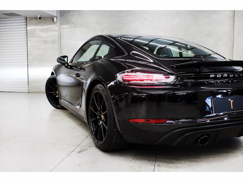 Foto do veículo PORSCHE 718 4.0 H6 GASOLINA CAYMAN GTS PDK 2024 500 KM 759.000,00