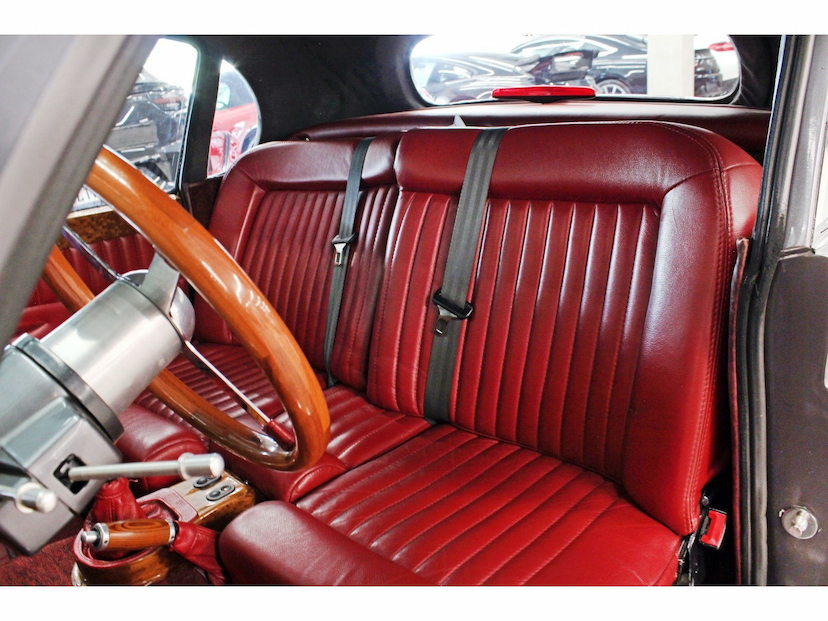 Foto do veículo AMERICAR CLASSIC XK120 4.1 I6 GASOLINA 2P MANUAL RÉPLICA 2013 7.200 KM 239.800,00