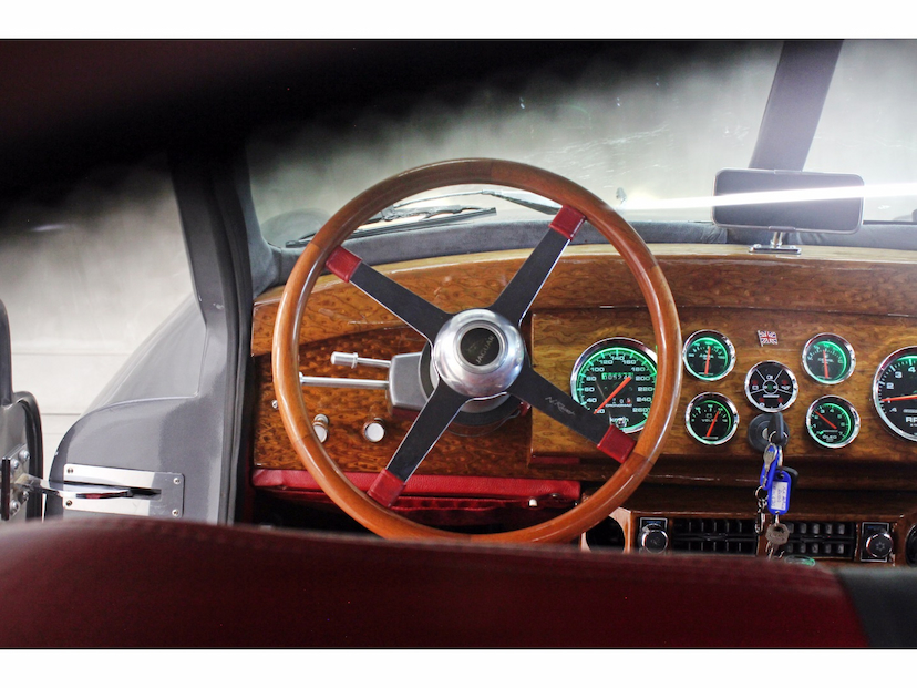 Foto do veículo AMERICAR CLASSIC XK120 4.1 I6 GASOLINA 2P MANUAL RÉPLICA 2013 7.200 KM 239.800,00