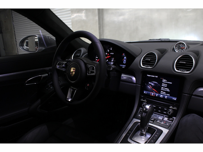 Foto do veículo PORSCHE 718 4.0 H6 GASOLINA CAYMAN GTS PDK 2023 2.500 KM 660.000,00