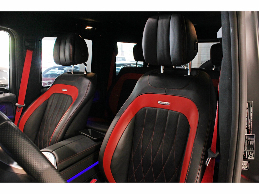 Foto do veículo MERCEDES-BENZ G 63 AMG 4.0 V8 TURBO GASOLINA EDITION 1 4MATIC SPEEDSHIFT 2019 31.200 KM 1.497.800,00