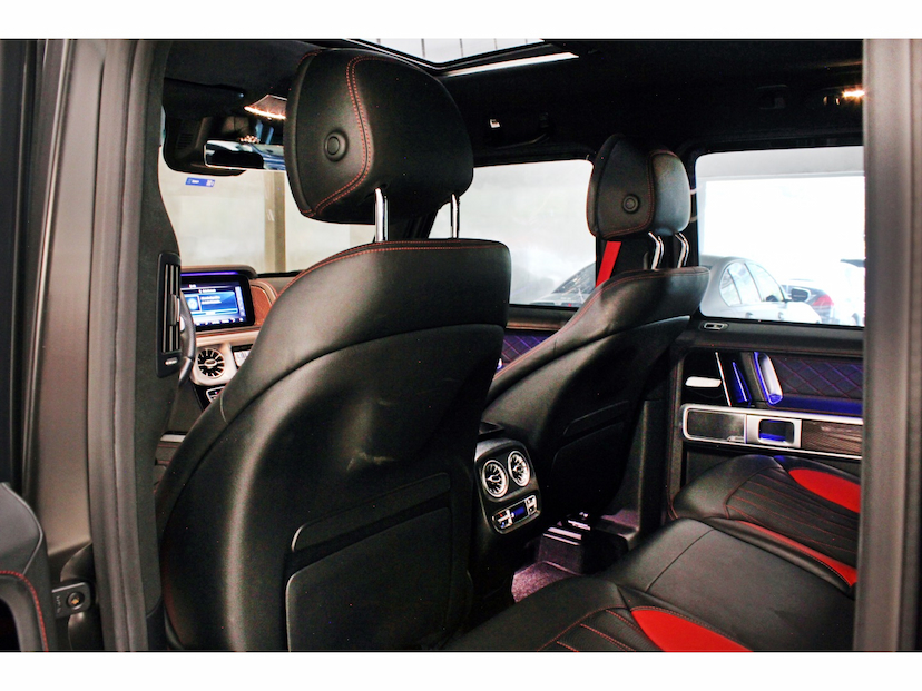 Foto do veículo MERCEDES-BENZ G 63 AMG 4.0 V8 TURBO GASOLINA EDITION 1 4MATIC SPEEDSHIFT 2019 31.200 KM 1.497.800,00