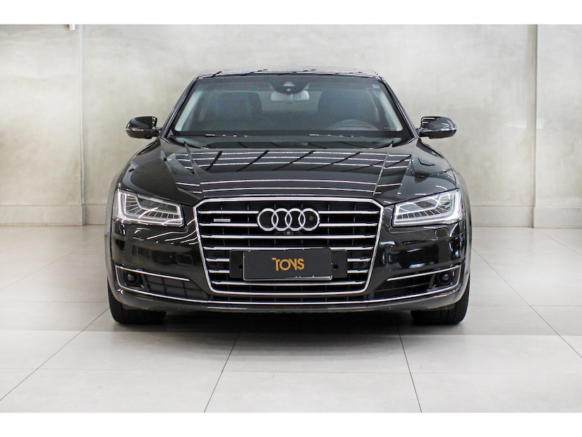 Foto do veículo AUDI A8 4.0 TFSI V8 32V GASOLINA 4P TIPTRONIC 2016 58.500 KM 268.800,00