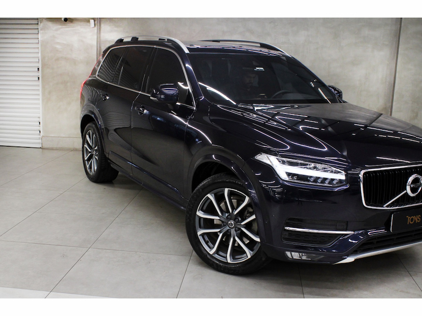 Foto do veículo VOLVO XC90 2.0 T6 GASOLINA MOMENTUM AWD GEARTRONIC 2019 110.980 KM 185.800,00