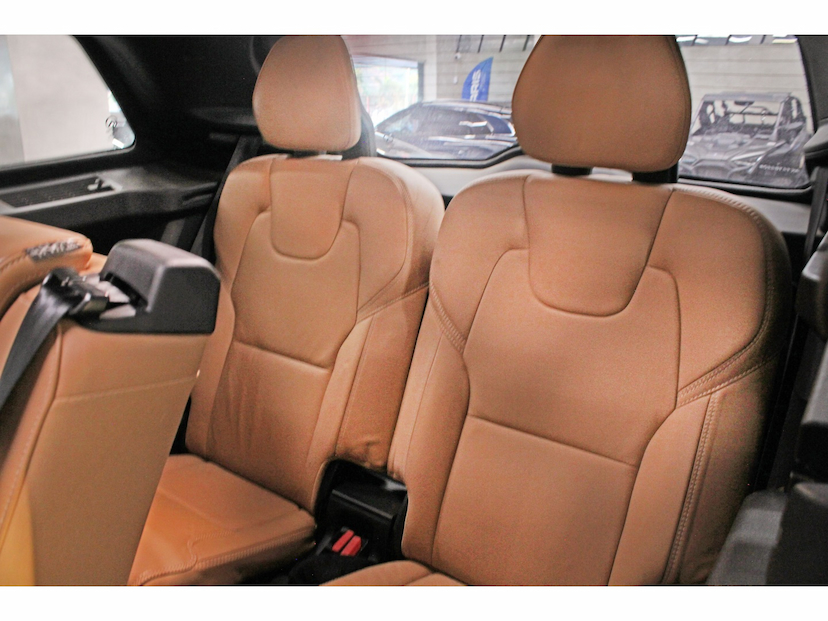 Foto do veículo VOLVO XC90 2.0 T6 GASOLINA MOMENTUM AWD GEARTRONIC 2019 110.980 KM 185.800,00