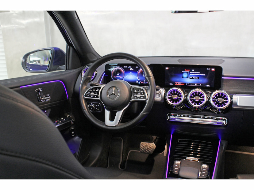Foto do veículo MERCEDES-BENZ GLB 200 1.3 CGI GASOLINA PROGRESSIVE 7G-DCT 2022 30.870 KM 219.800,00