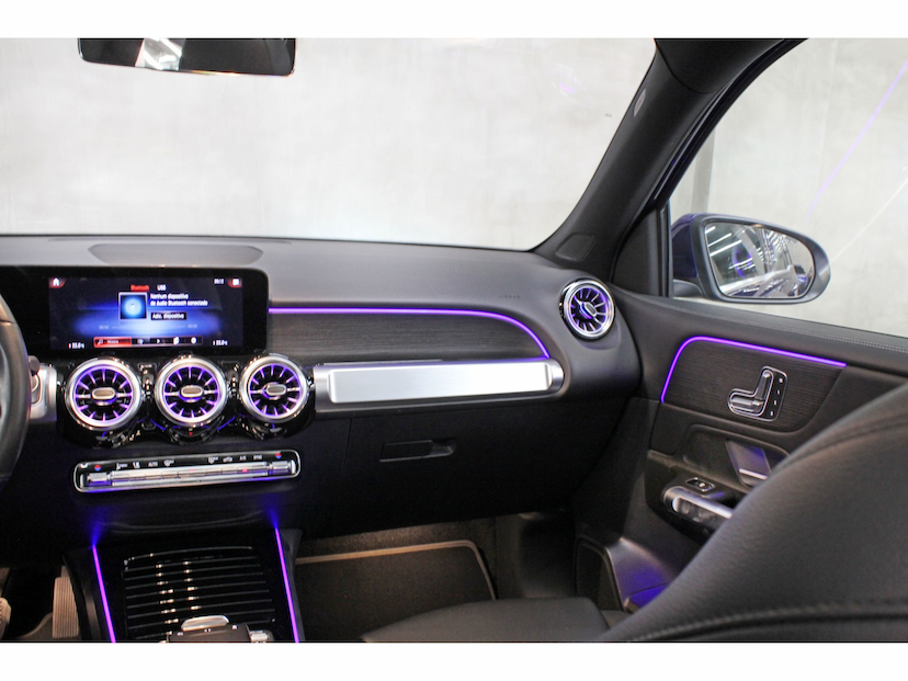 Foto do veículo MERCEDES-BENZ GLB 200 1.3 CGI GASOLINA PROGRESSIVE 7G-DCT 2022 30.870 KM 219.800,00