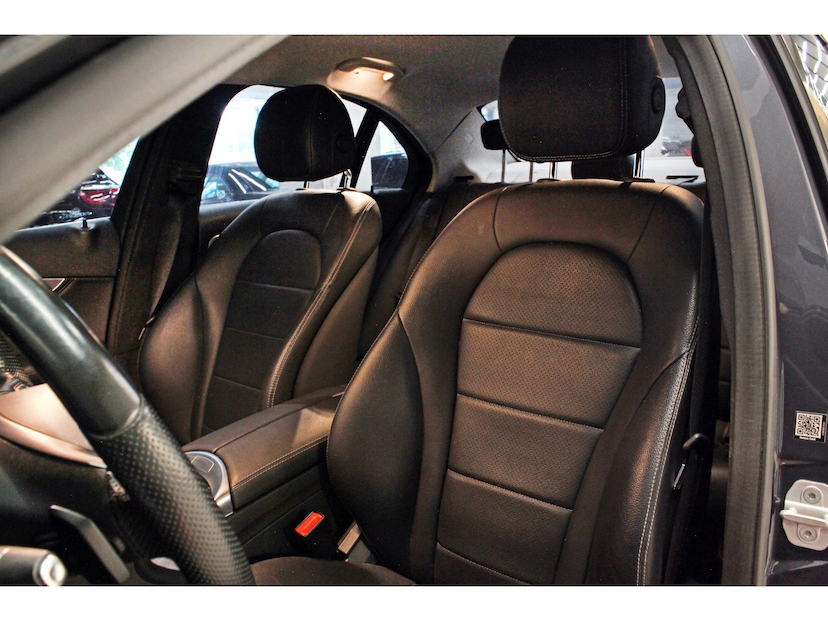 Foto do veículo MERCEDES-BENZ C 180 1.6 CGI 16V TURBO GASOLINA 4P AUTOMÁTICO 2015 63.900 KM 108.800,00