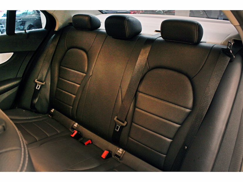 Foto do veículo MERCEDES-BENZ C 180 1.6 CGI 16V TURBO GASOLINA 4P AUTOMÁTICO 2015 63.900 KM 108.800,00