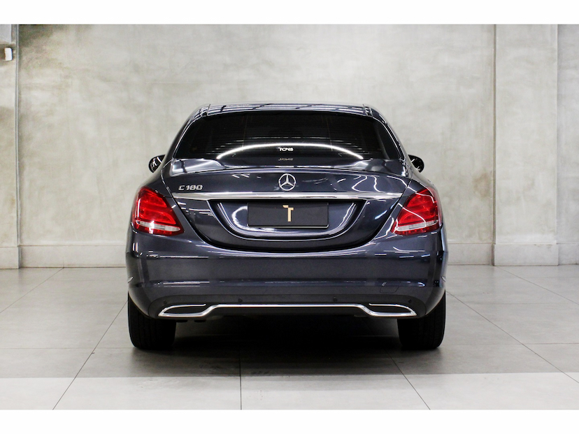 Foto do veículo MERCEDES-BENZ C 180 1.6 CGI 16V TURBO GASOLINA 4P AUTOMÁTICO 2015 63.900 KM 108.800,00