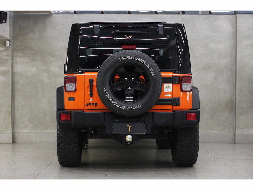 Foto do veículo JEEP WRANGLER 3.6 SPORT 4X4 V6 24V GASOLINA 2P AUTOMÁTICO 2012 31.300 KM 209.800,00