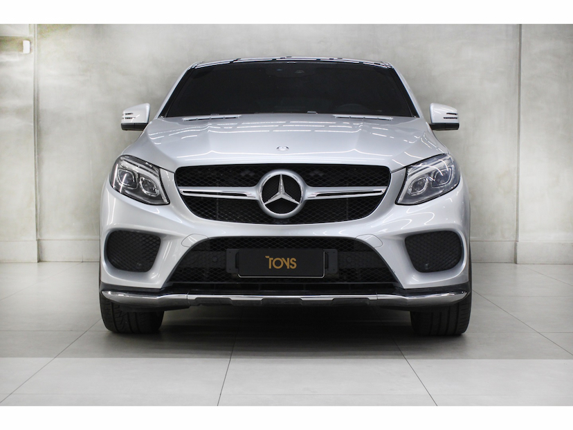 Foto do veículo MERCEDES-BENZ GLE 400 3.0 V6 GASOLINA HIGHWAY COUPÉ 4MATIC 9G-TRONIC 2017 60.600 KM 275.800,00