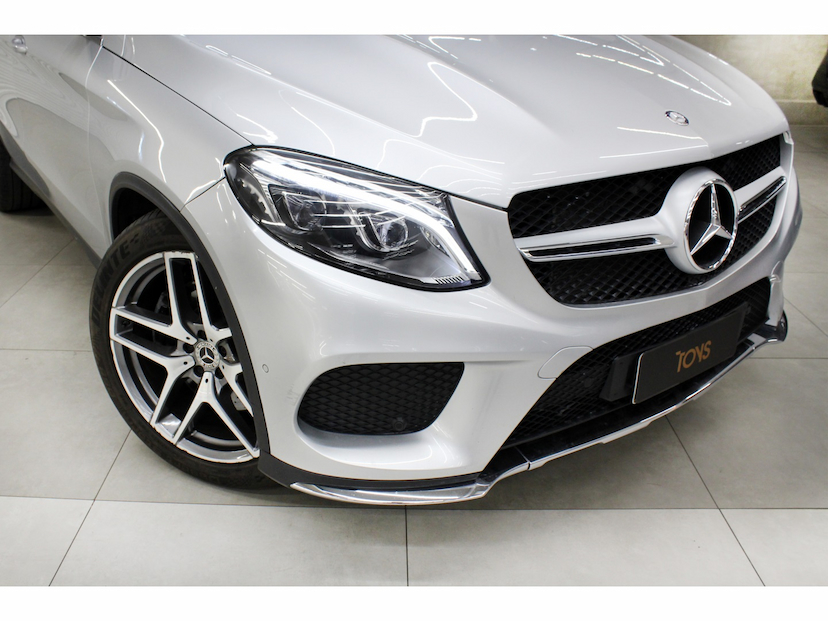 Foto do veículo MERCEDES-BENZ GLE 400 3.0 V6 GASOLINA HIGHWAY COUPÉ 4MATIC 9G-TRONIC 2017 60.600 KM 275.800,00