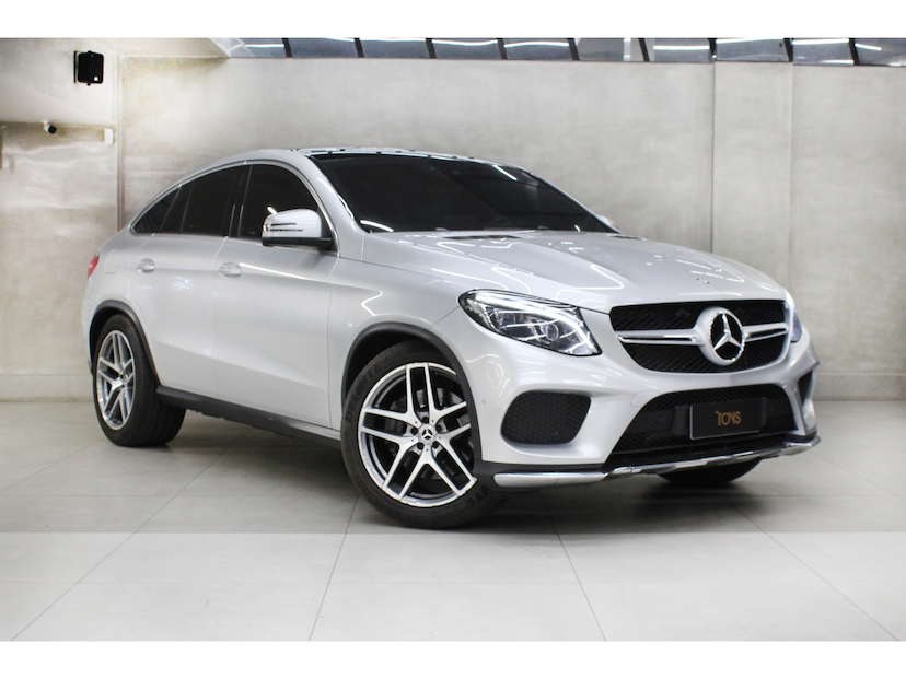 Foto do veículo MERCEDES-BENZ GLE 400 3.0 V6 GASOLINA HIGHWAY COUPÉ 4MATIC 9G-TRONIC 2017 60.600 KM 275.800,00