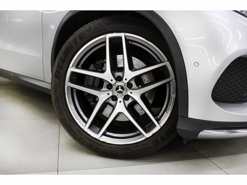 Foto do veículo MERCEDES-BENZ GLE 400 3.0 V6 GASOLINA HIGHWAY COUPÉ 4MATIC 9G-TRONIC 2017 60.600 KM 275.800,00