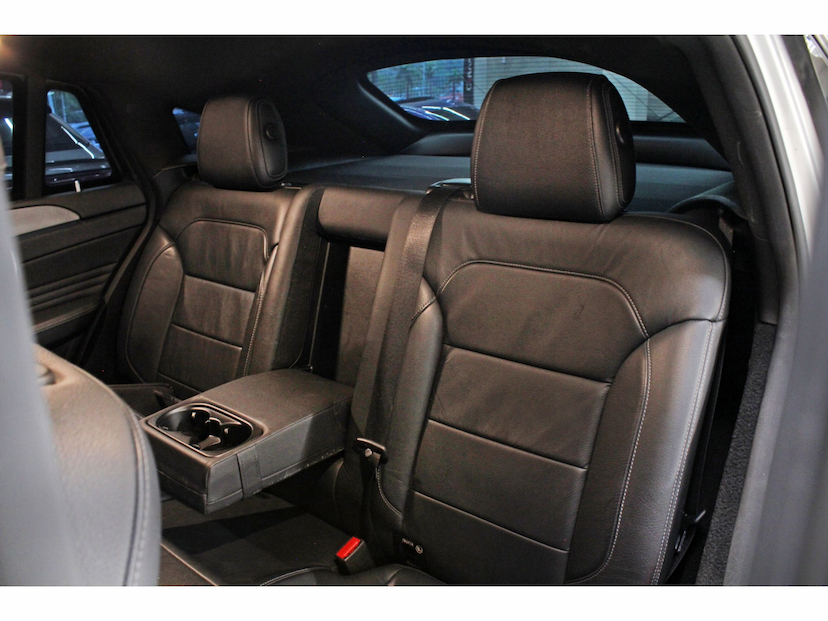 Foto do veículo MERCEDES-BENZ GLE 400 3.0 V6 GASOLINA HIGHWAY COUPÉ 4MATIC 9G-TRONIC 2017 60.600 KM 275.800,00