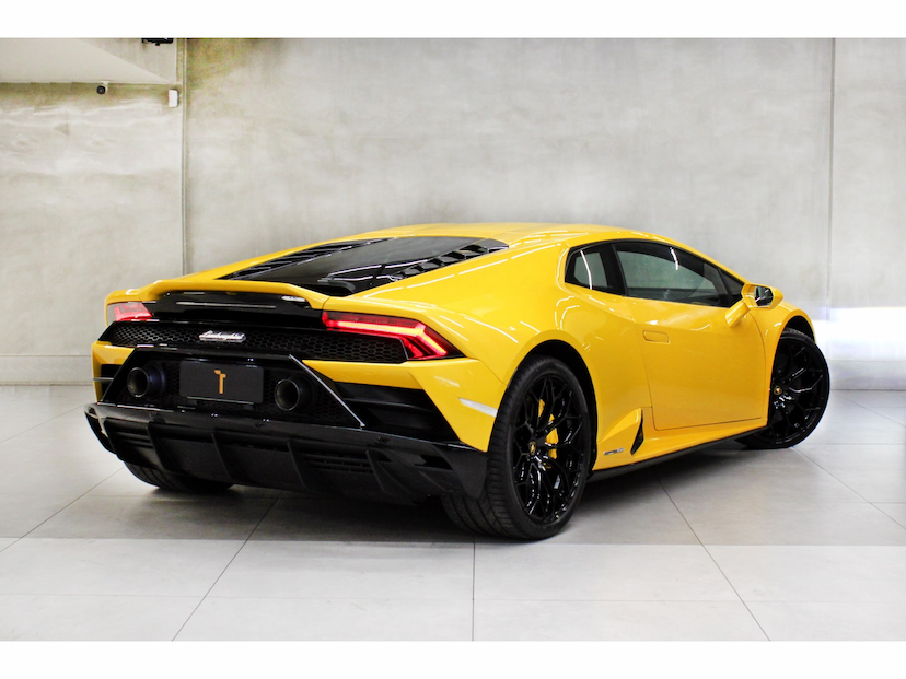 Foto do veículo LAMBORGHINI HURACÁN 5.2 V10 GASOLINA LP 640 EVO LDF 2021 3.837 KM 3.500.000,00