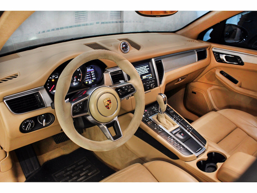 Foto do veículo PORSCHE MACAN 3.6 24V V6 TURBO GASOLINA 4P AUTOMÁTICO 2015 91.100 KM 228.800,00
