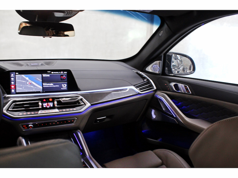 Foto do veículo BMW X6 4.4 M 4X4 COUPÉ V8 32V BI-TURBO GASOLINA 4P AUTOMÁTICO 2021 24.400 KM 638.800,00