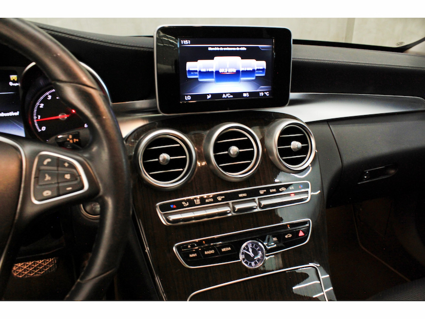 Foto do veículo MERCEDES-BENZ C 180 1.6 CGI EXCLUSIVE 16V TURBO GASOLINA 4P AUTOMÁTICO 2017 98.000 KM 98.800,00