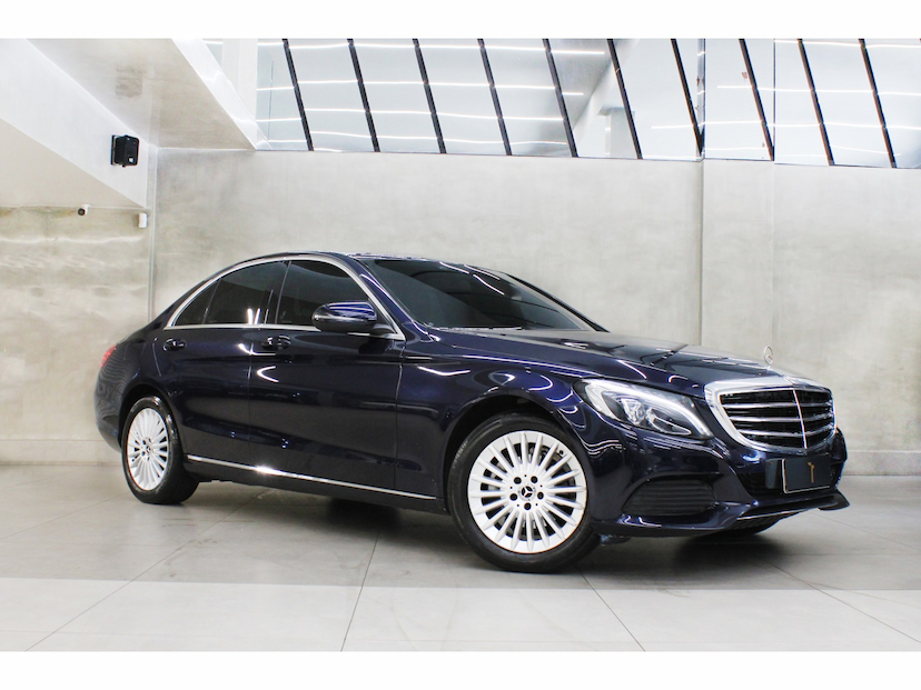 Foto do veículo MERCEDES-BENZ C 180 1.6 CGI EXCLUSIVE 16V TURBO GASOLINA 4P AUTOMÁTICO 2017 98.000 KM 98.800,00