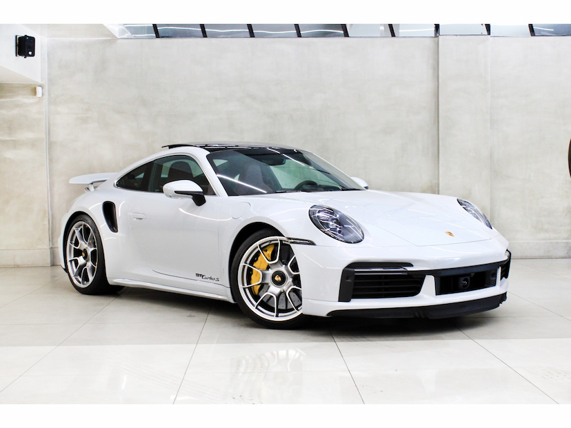 Foto do veículo PORSCHE 911 3.8 24V H6 GASOLINA TURBO S PDK 2024 3.400 KM 1.738.800,00