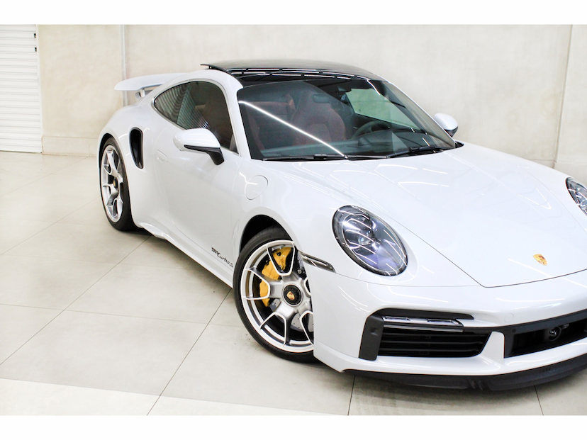 Foto do veículo PORSCHE 911 3.8 24V H6 GASOLINA TURBO S PDK 2024 3.400 KM 1.738.800,00