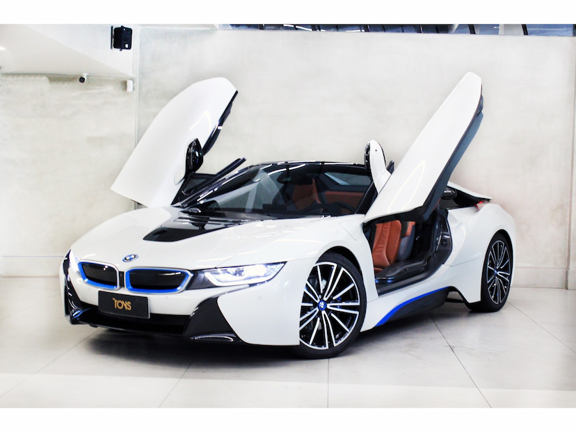 Foto do veículo BMW I8 1.5 12V HYBRID EDRIVE ROADSTER AUTOMÁTICO 2020 14.800 KM 1.189.800,00