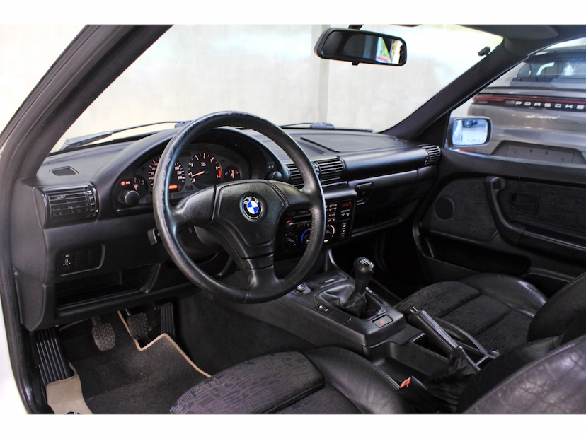 Foto do veículo BMW 318TI 1.9 COMPACT TOP 16V GASOLINA 2P MANUAL 1997 83.500 KM 62.800,00