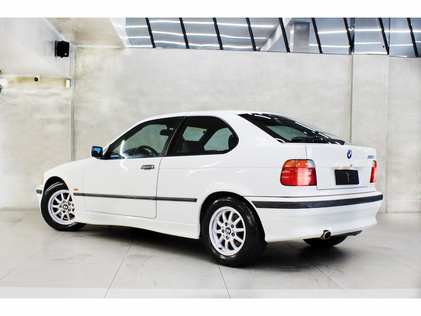 Foto do veículo BMW 318TI 1.9 COMPACT TOP 16V GASOLINA 2P MANUAL 1997 83.500 KM 62.800,00