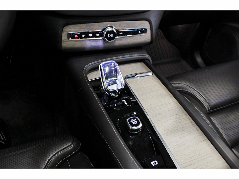 Foto do veículo VOLVO XC90 2.0 T8 RECHARGE ULTIMATE AWD GEARTRONIC 2024 40.500 KM 438.800,00