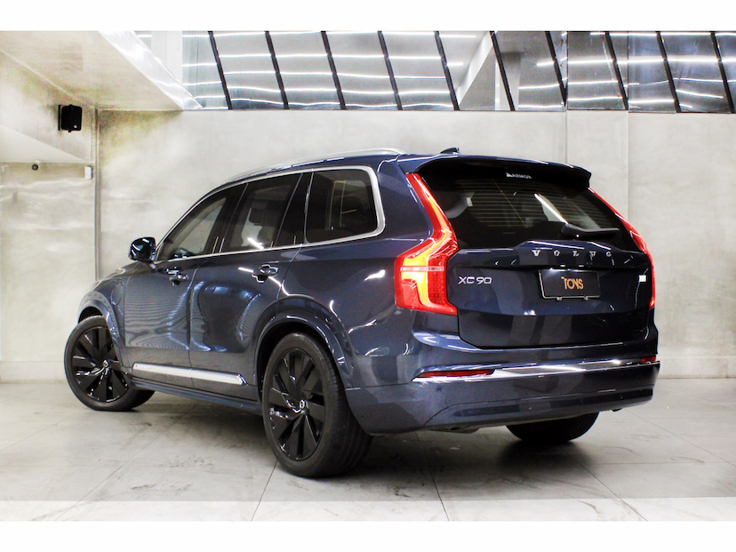 Foto do veículo VOLVO XC90 2.0 T8 RECHARGE ULTIMATE AWD GEARTRONIC 2024 40.500 KM 438.800,00