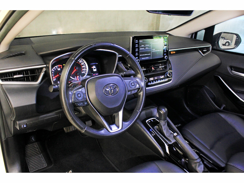 Foto do veículo TOYOTA COROLLA 2.0 VVT-IE FLEX XEI DIRECT SHIFT 2022 68.300 KM 168.800,00