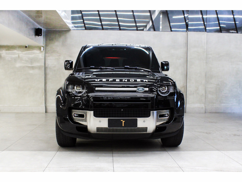 Foto do veículo LAND ROVER DEFENDER 3.0 D300 TURBO DIESEL MHEV 130 X AWD AUTOMÁTICO 2023 22.600 KM 698.800,00