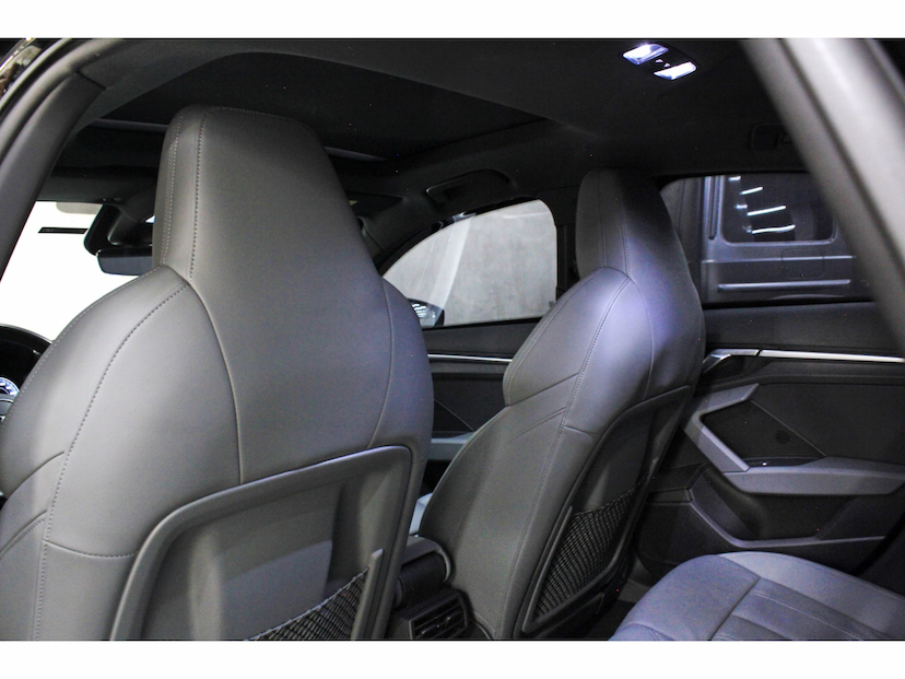 Foto do veículo AUDI A3 2.0 40 TFSI MHEV SEDAN PERFORMANCE BLACK S-TRONIC 2023 28.300 KM 268.800,00
