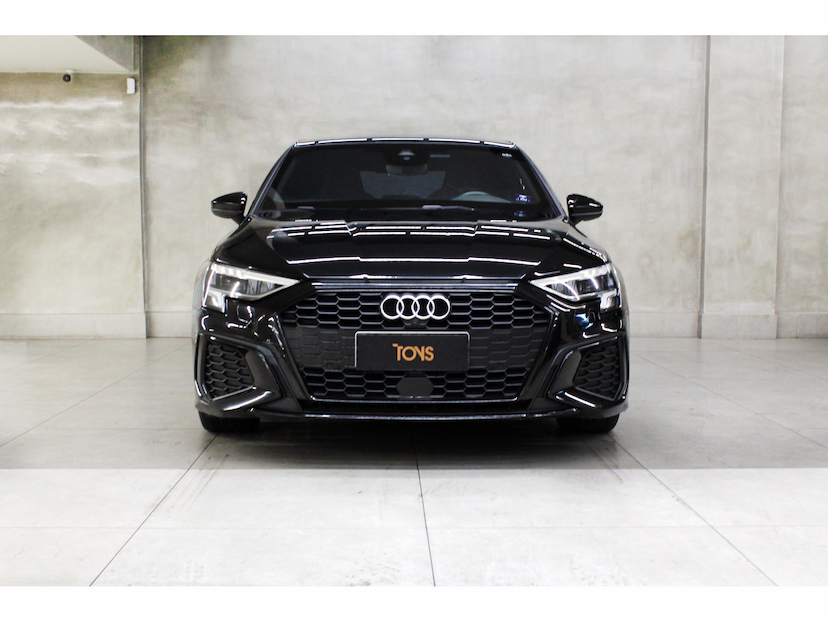 Foto do veículo AUDI A3 2.0 40 TFSI MHEV SEDAN PERFORMANCE BLACK S-TRONIC 2023 28.300 KM 268.800,00