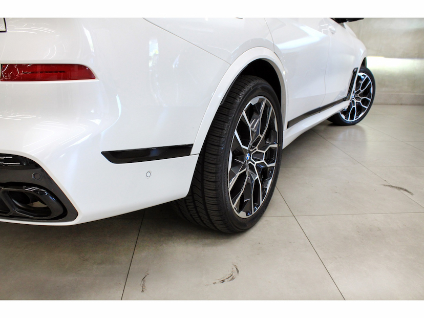 Foto do veículo BMW X7 4.4 V8 GASOLINA M60I STEPTRONIC 2024 13.950 KM 898.800,00