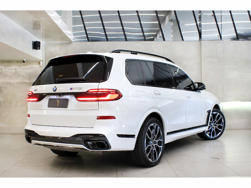 Foto do veículo BMW X7 4.4 V8 GASOLINA M60I STEPTRONIC 2024 13.950 KM 898.800,00