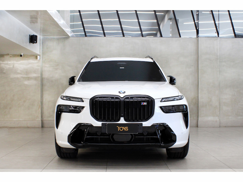 Foto do veículo BMW X7 4.4 V8 GASOLINA M60I STEPTRONIC 2024 13.950 KM 898.800,00