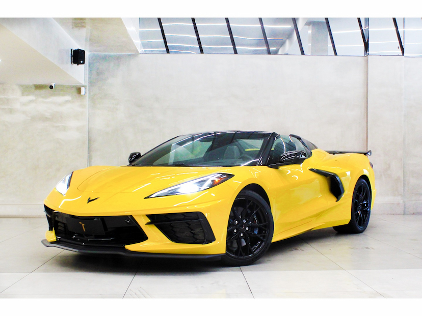 Foto do veículo CHEVROLET CORVETTE 6.2 V8 LT3 GASOLINA STINGRAY CONVERSIVEL AUTOMÁTICO 2025 3.300 KM 1.579.800,00