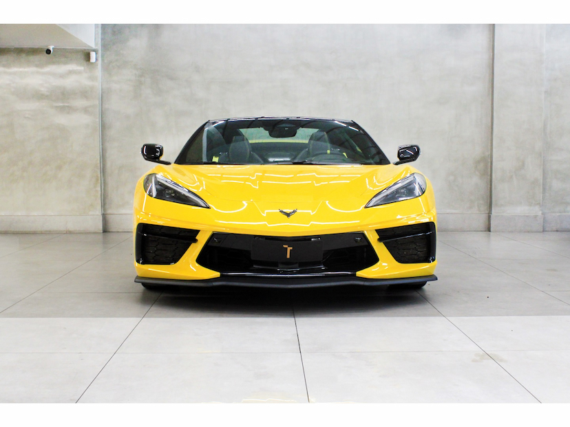 Foto do veículo CHEVROLET CORVETTE 6.2 V8 LT3 GASOLINA STINGRAY CONVERSIVEL AUTOMÁTICO 2025 3.300 KM 1.579.800,00