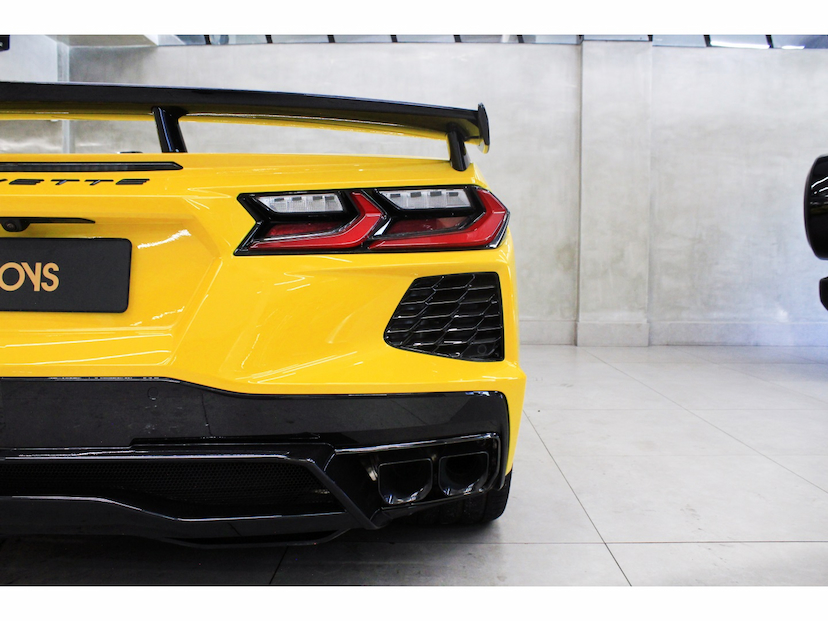 Foto do veículo CHEVROLET CORVETTE 6.2 V8 LT3 GASOLINA STINGRAY CONVERSIVEL AUTOMÁTICO 2025 3.300 KM 1.579.800,00