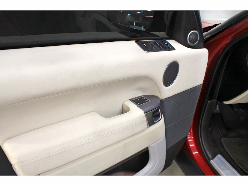 Foto do veículo LAND ROVER RANGE ROVER SPORT 3.0 HSE 4X4 V6 24V GASOLINA 4P AUTOMÁTICO 2015 104.000 KM 159.800,00