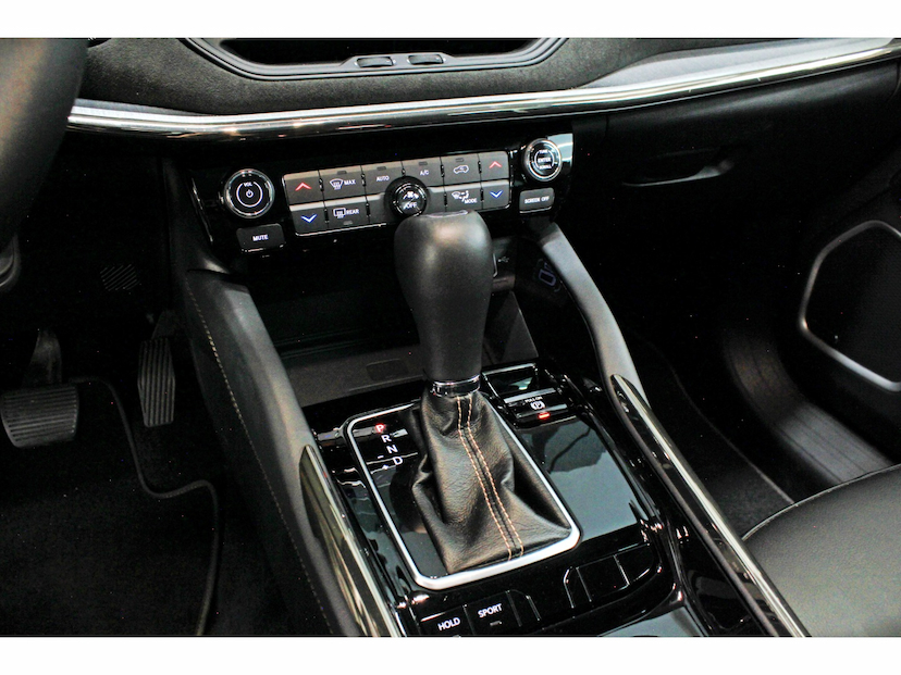 Foto do veículo JEEP COMMANDER 1.3 T270 TURBO FLEX LIMITED AT6 2025 11.800 KM 165.800,00